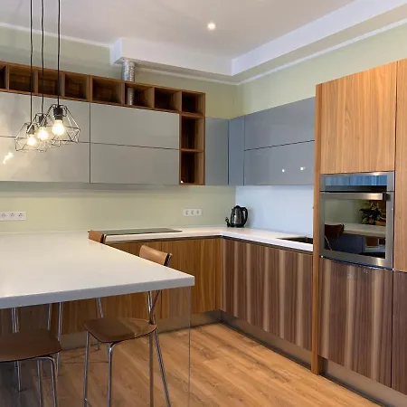 Eleven Apartment *
